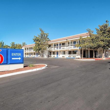 Motel 6-Redding, Ca - South Exteriér fotografie