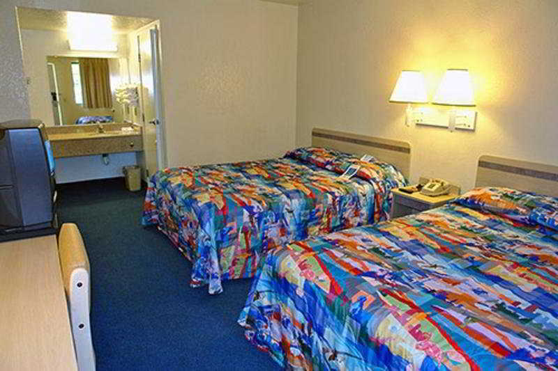Motel 6-Redding, Ca - South Exteriér fotografie