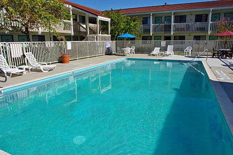 Motel 6-Redding, Ca - South Exteriér fotografie