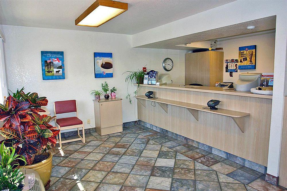 Motel 6-Redding, Ca - South Exteriér fotografie
