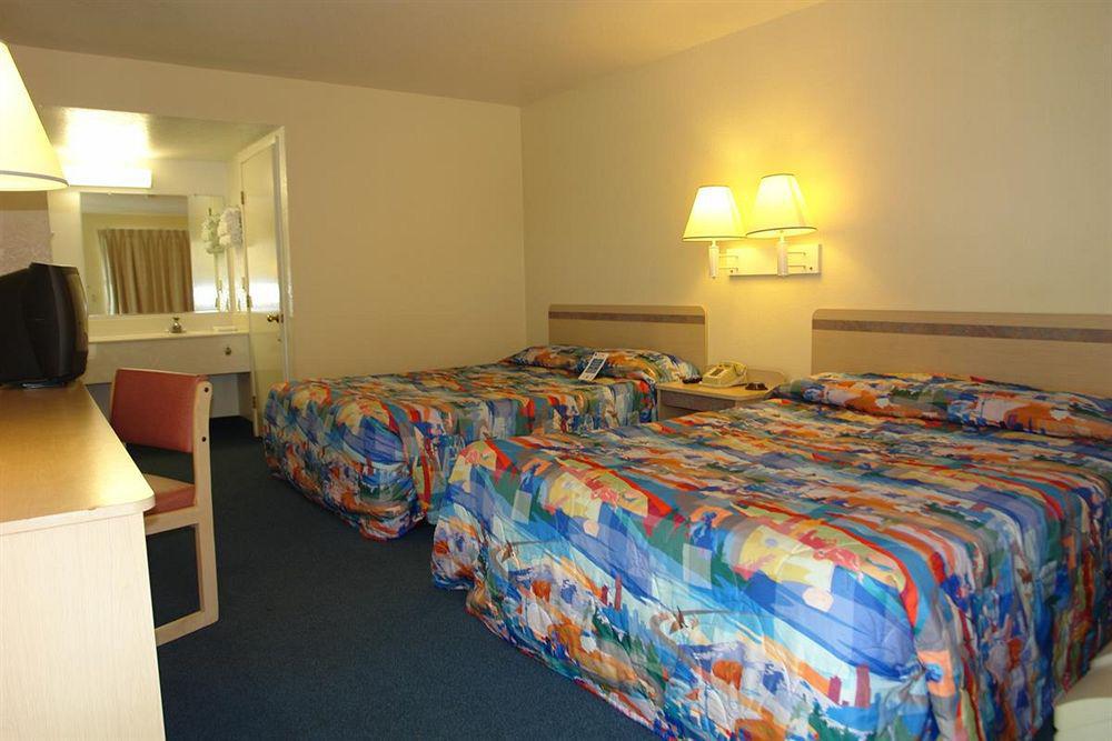 Motel 6-Redding, Ca - South Exteriér fotografie